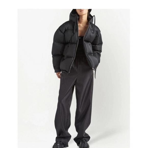 PRADA Logo-Jacquard Hooded Re-Nylon Down Jacket Black Size 38 - Picture 2 of 8
